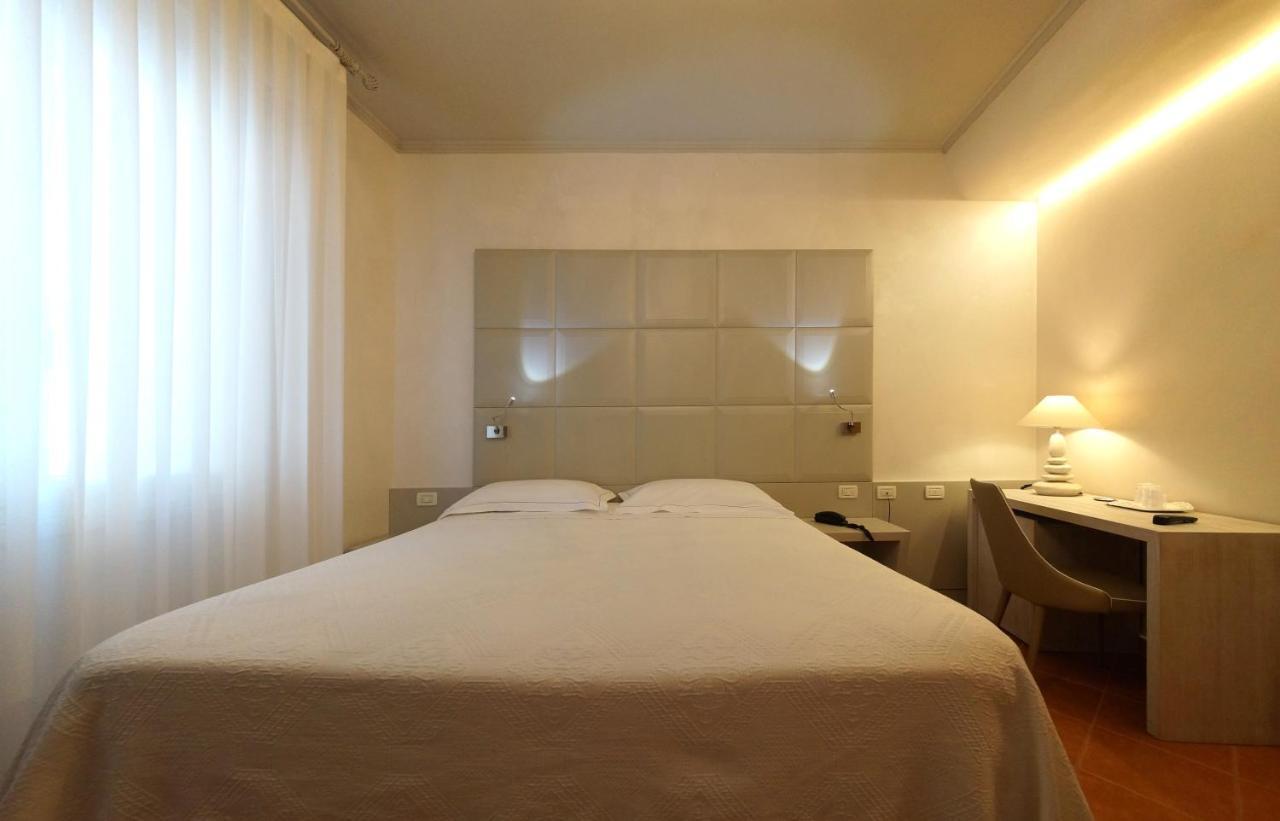 Albergo Morandi 레조넬에밀리아 외부 사진