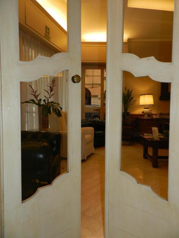 Albergo Morandi 레조넬에밀리아 외부 사진